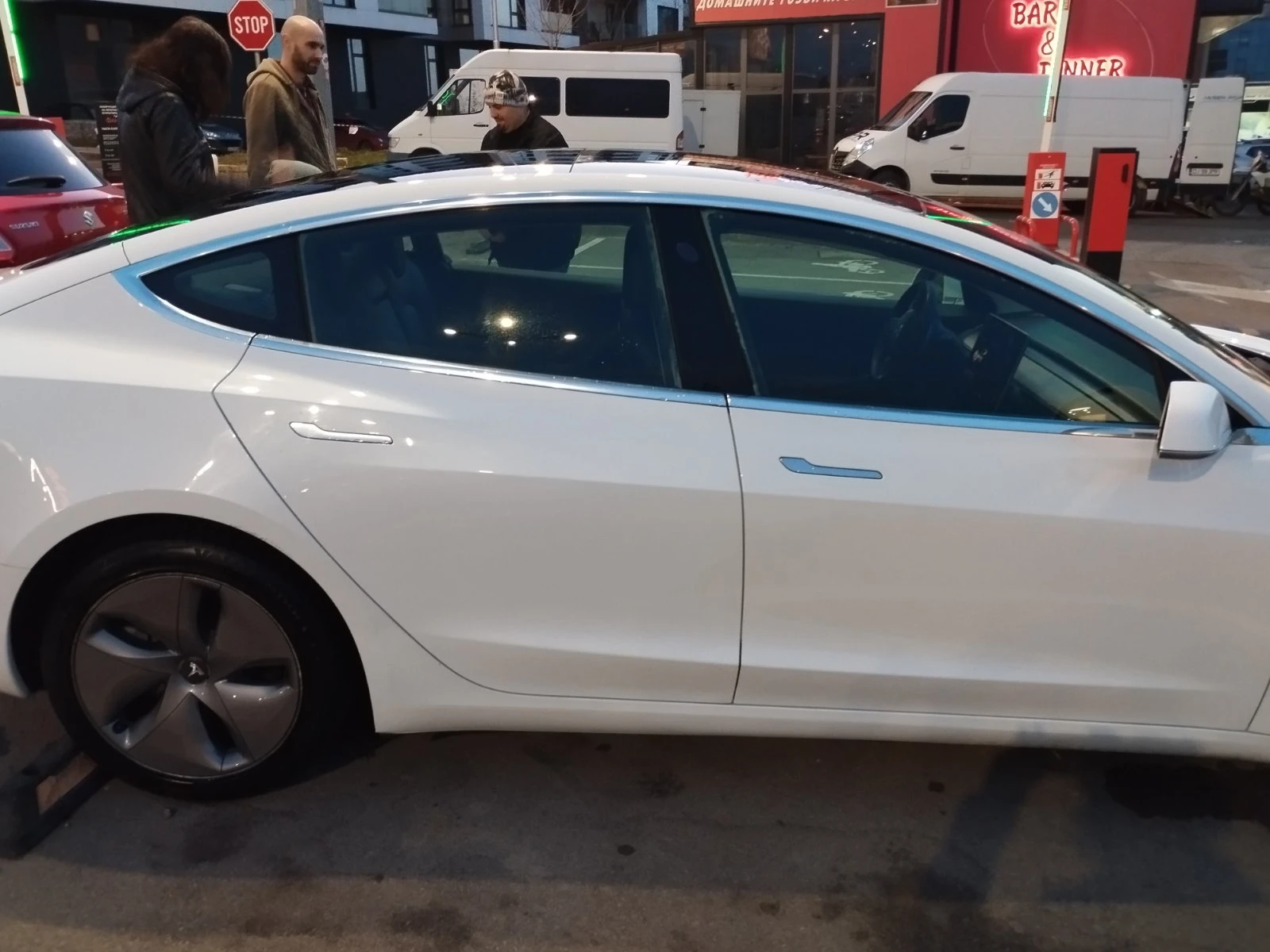 Tesla Model 3  - изображение 7