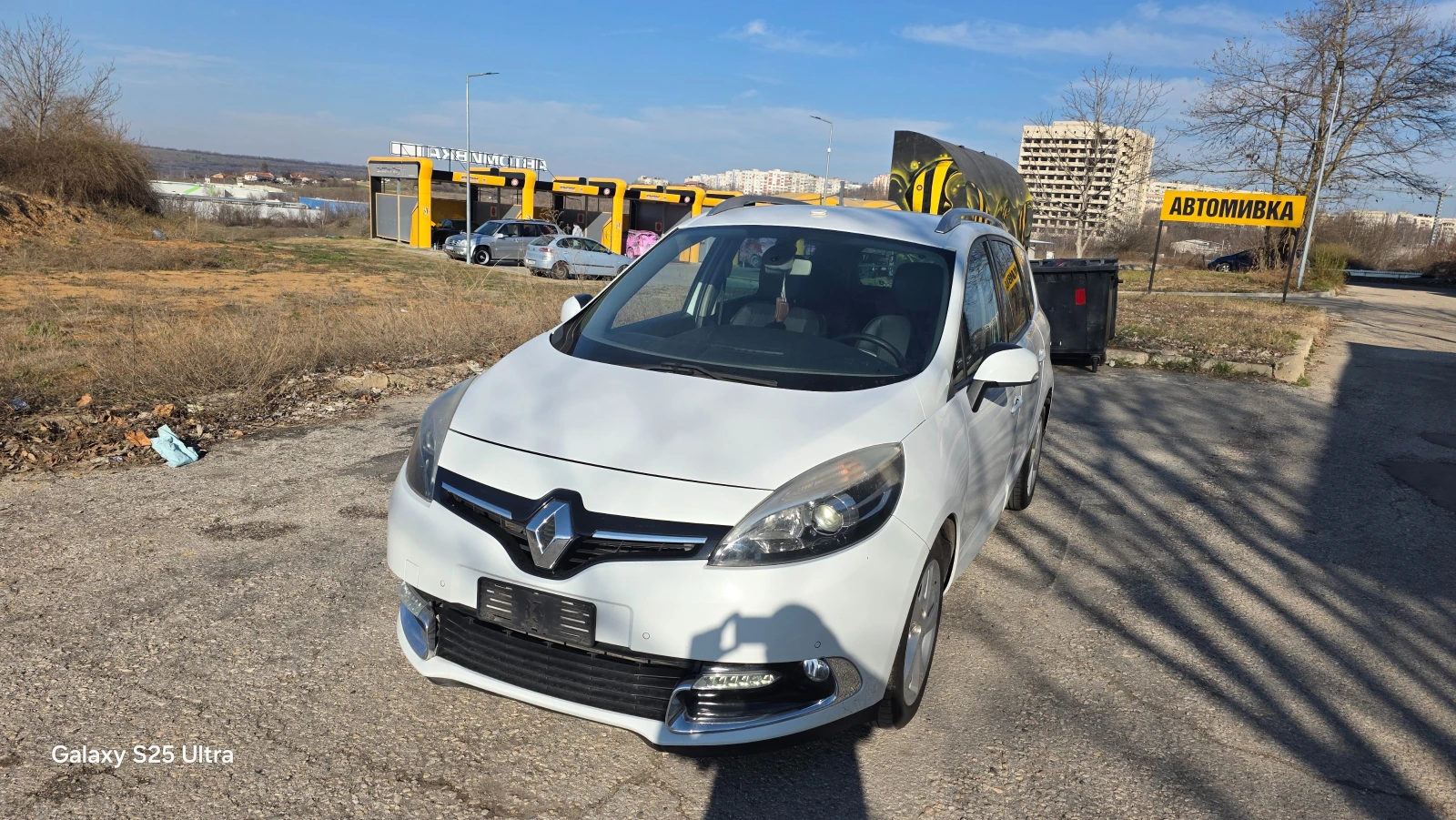 Renault Scenic 1.5dci 7m - изображение 10