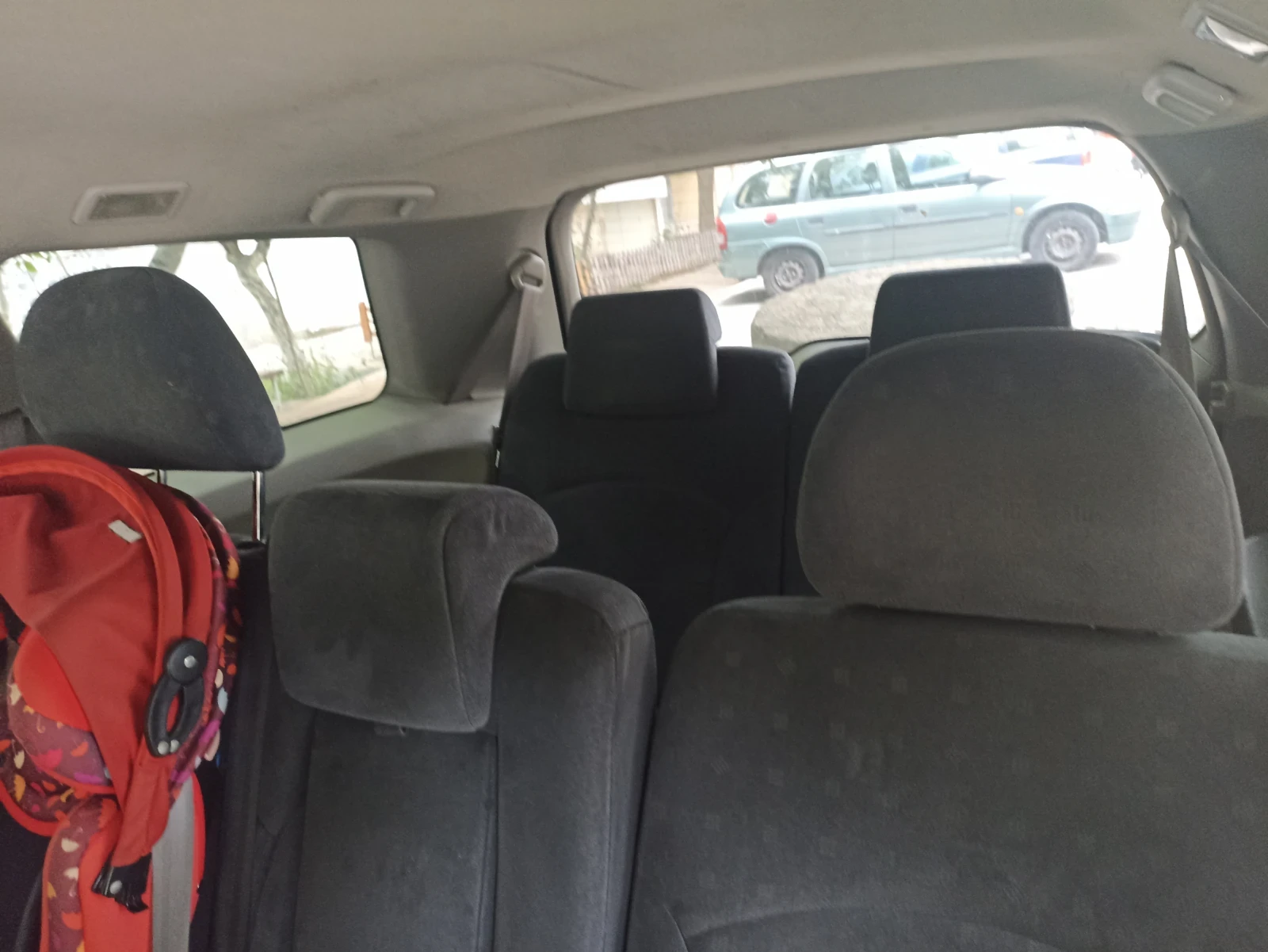 Mitsubishi Grandis 2.4 - изображение 7