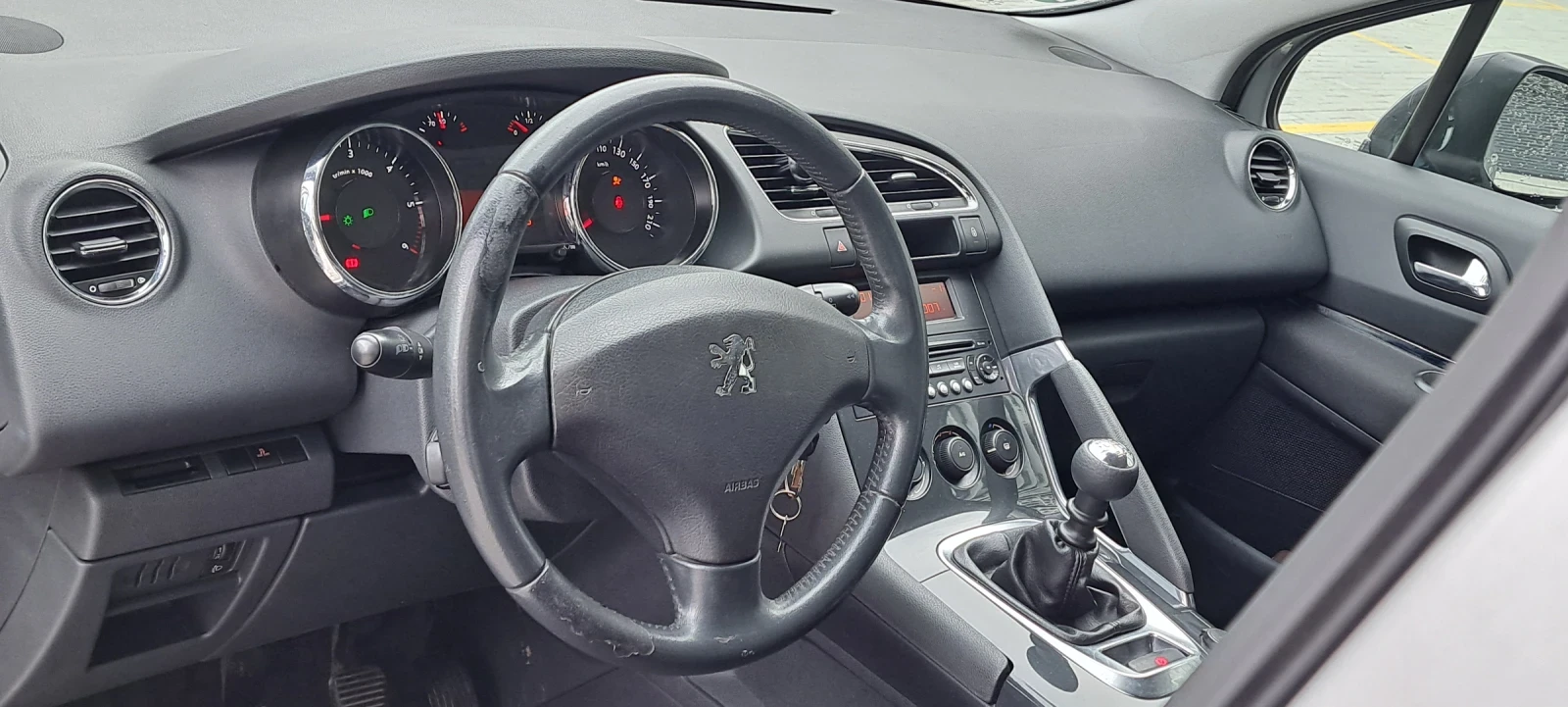 Peugeot 3008 1.6HDI - изображение 10
