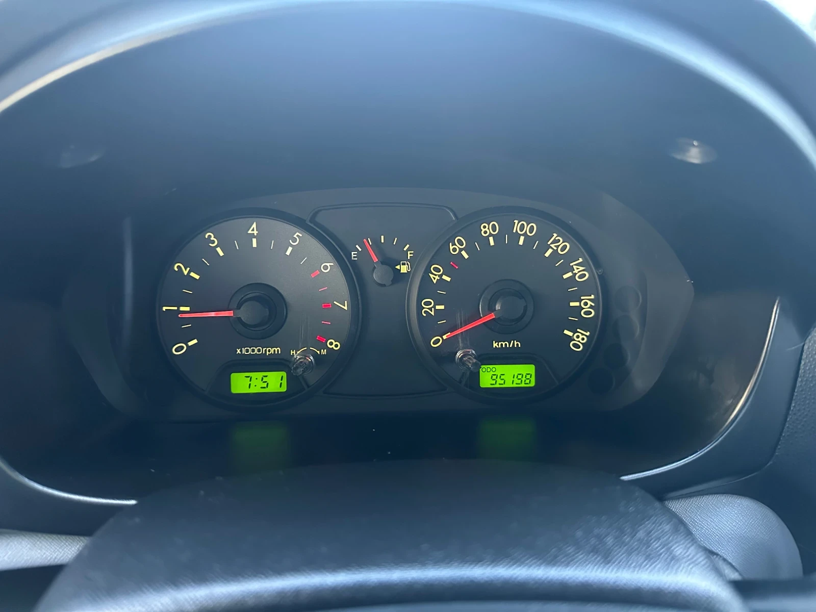 Kia Picanto БЕНЗИН-АВТОМАТИК - изображение 9
