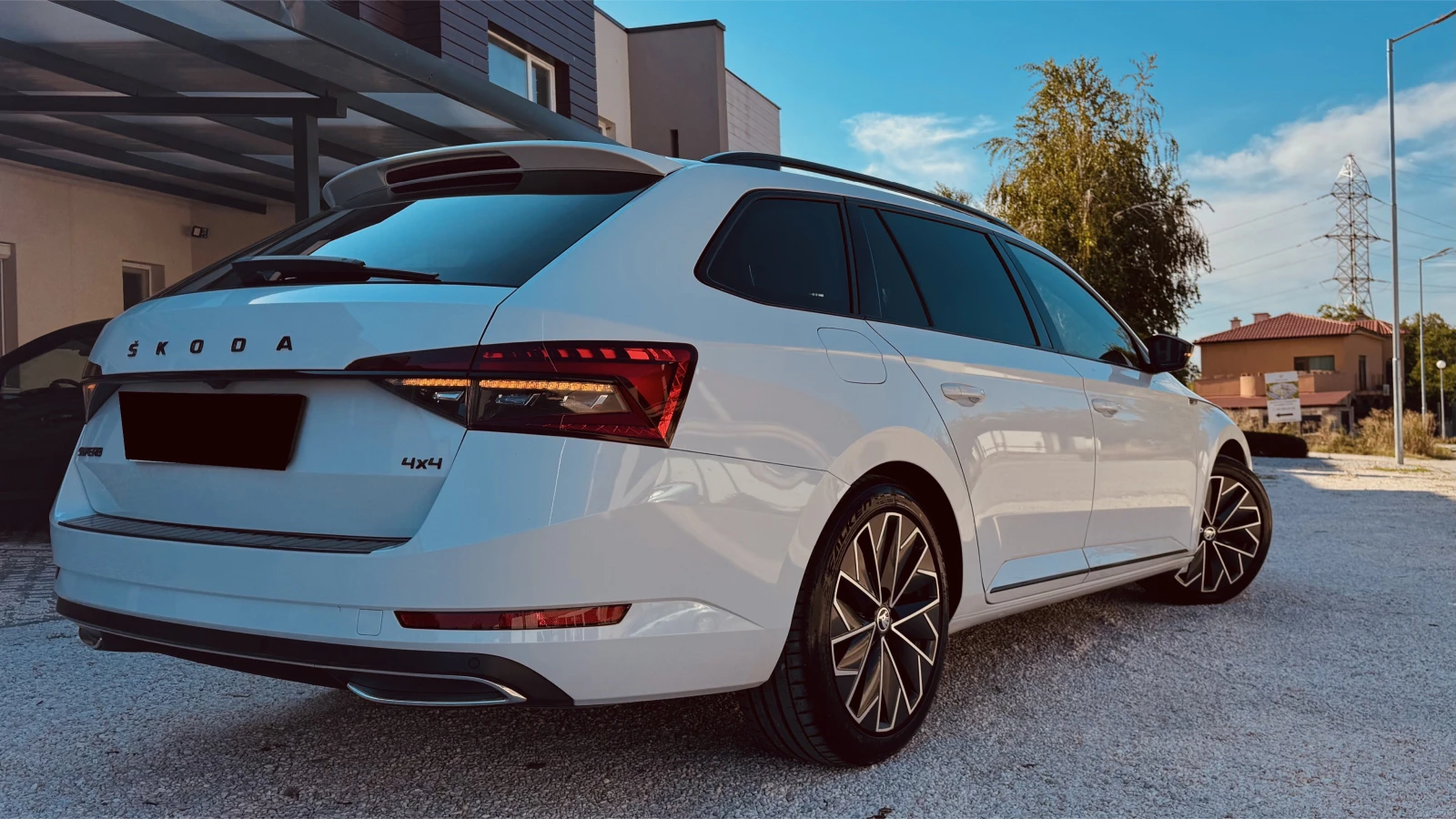 Skoda Superb 2.0 TDI SPORTLINE, FULL-LED, Matrix, 4x4 - изображение 4