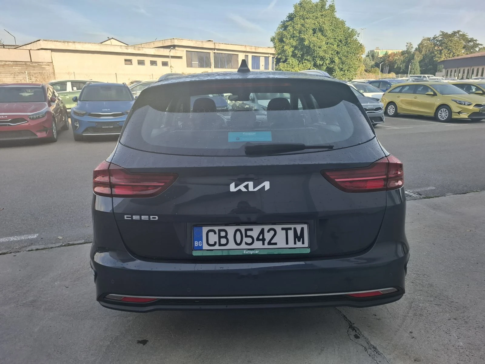 Kia Ceed 1.5 T-gdi Comfort SW Гаранция - изображение 5
