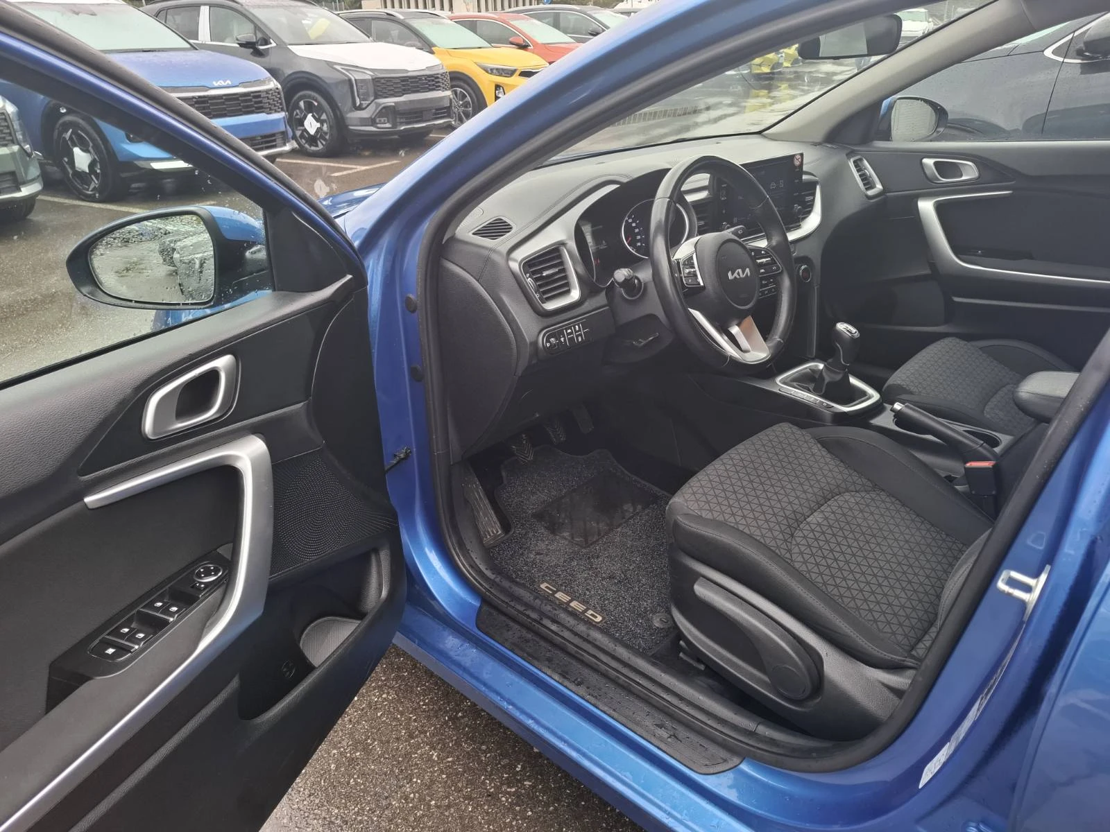 Kia Ceed 1.5 T-gdi Comfort SW  | Mobile.bg   9