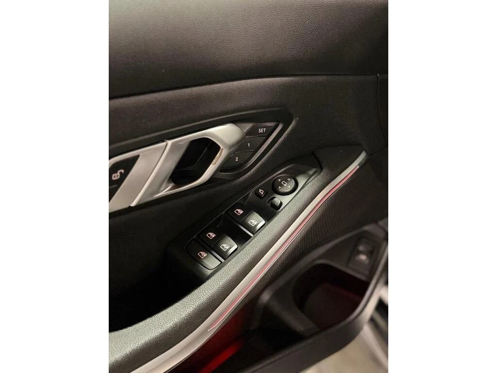 BMW 330 * 330i xDrive | M SPORT * CARFAX * ��� ����������� | Mobile.bg � ����������� 10