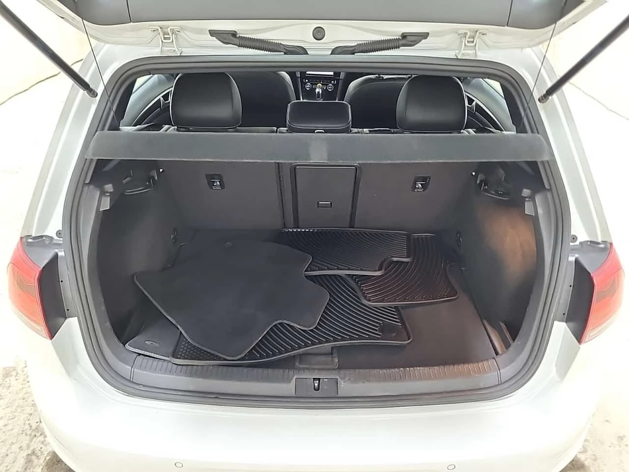 VW Golf * R* CARFAX * ��� �����* �������*  | Mobile.bg � ����������� 15