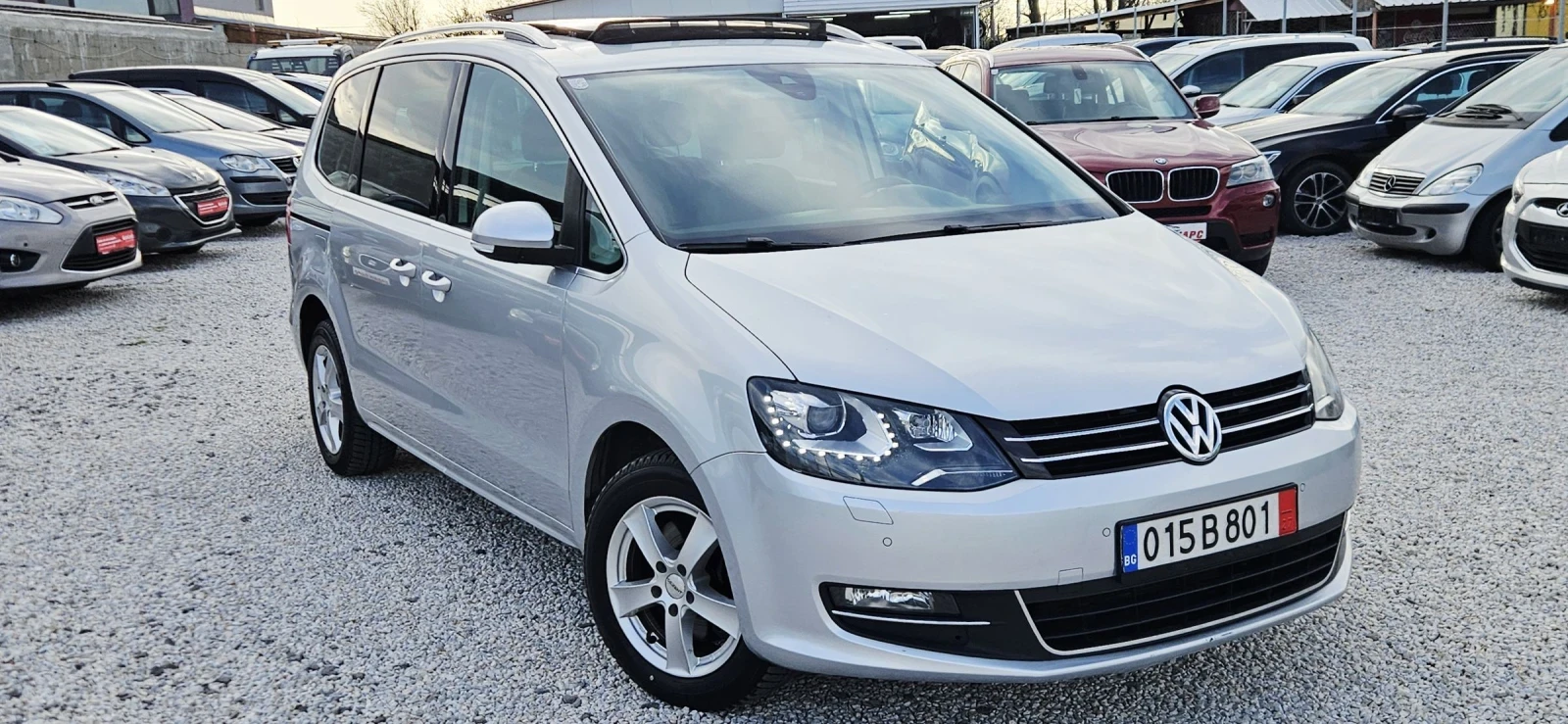 VW Sharan NAVI* PANORAMA* HIGHLINE* LED+ XENON , снимка 4 - Автомобили и джипове - 54128297