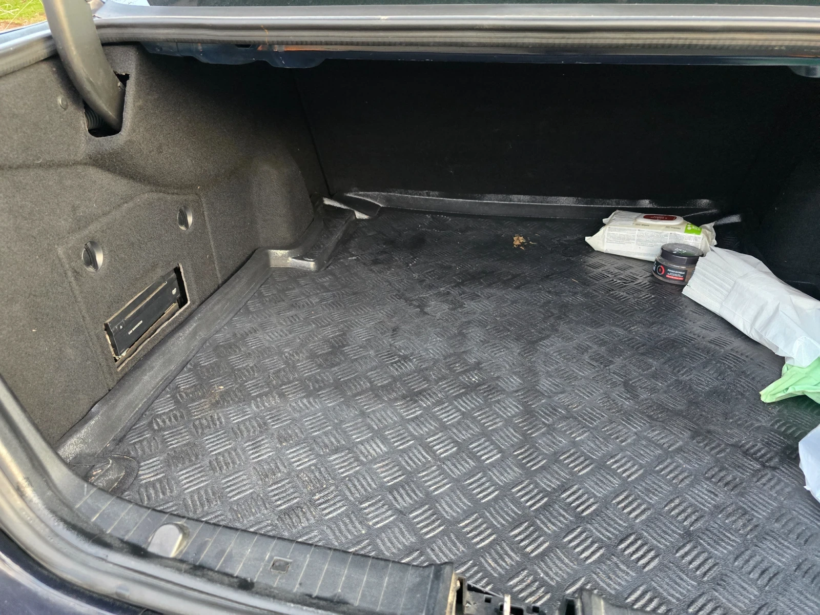 Mercedes-Benz E 280, снимка 14 - Автомобили и джипове - 54138324