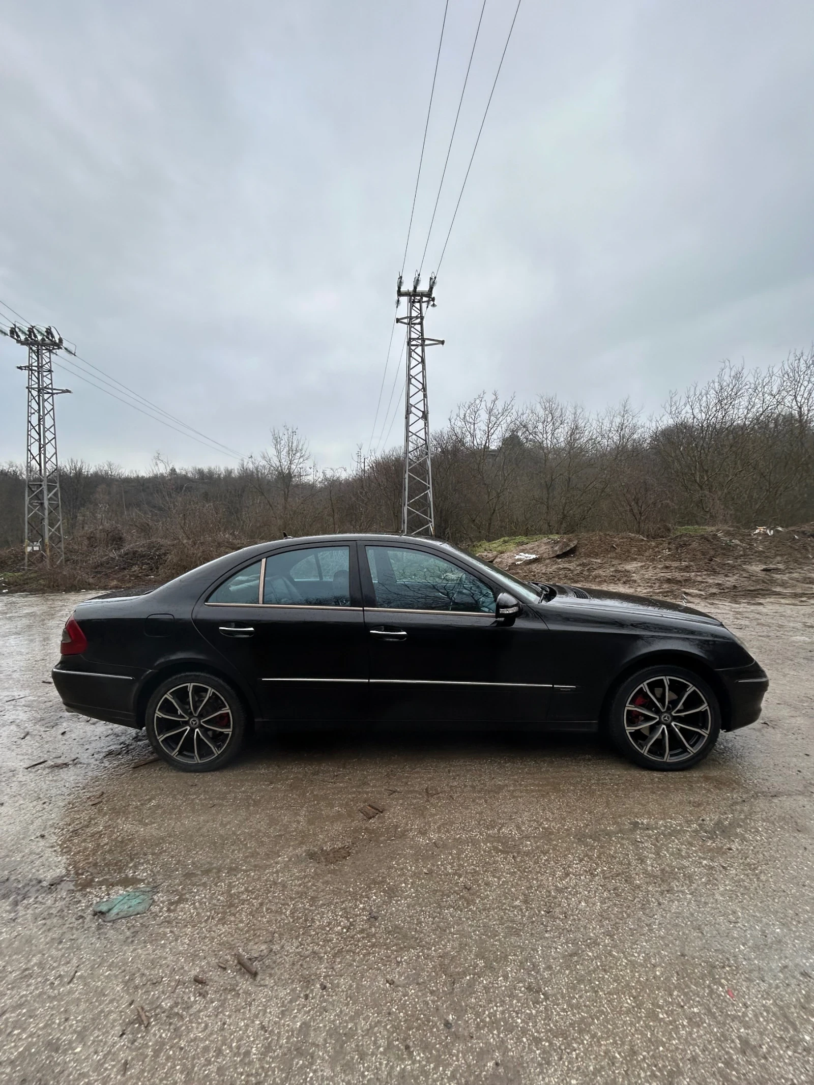 Mercedes-Benz E 320, снимка 4 - Автомобили и джипове - 54169112