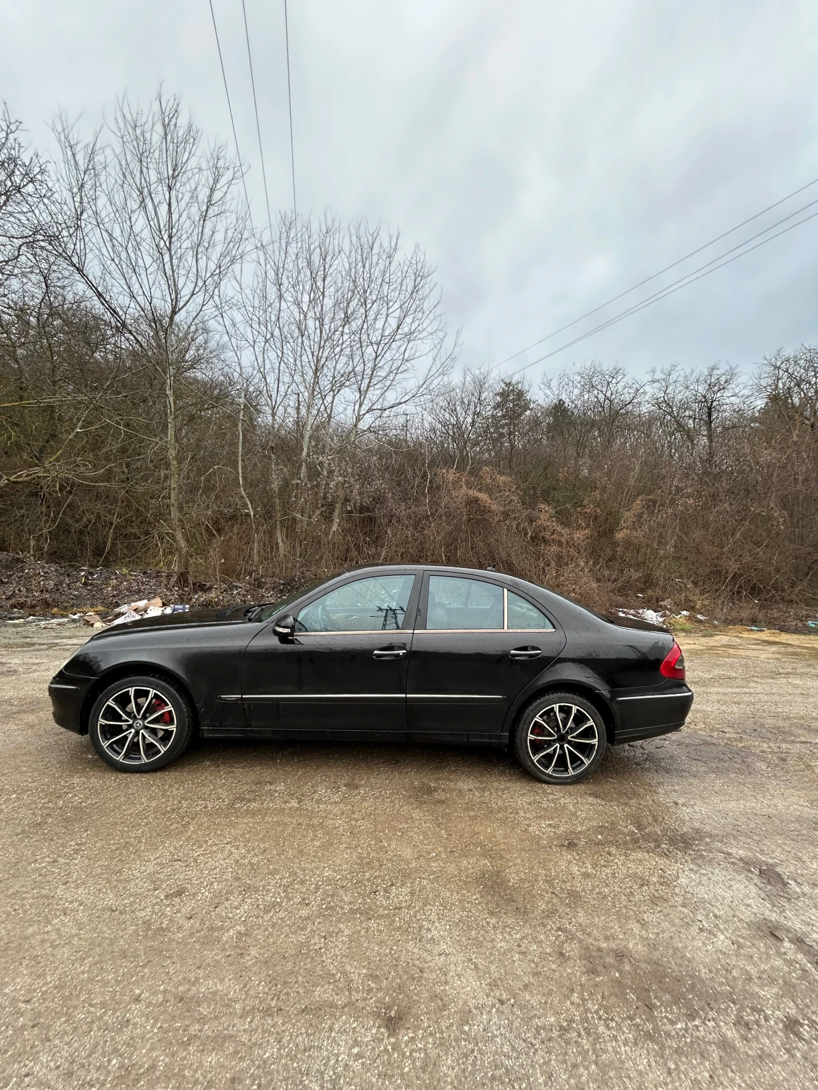 Mercedes-Benz E 320, снимка 6 - Автомобили и джипове - 54169112