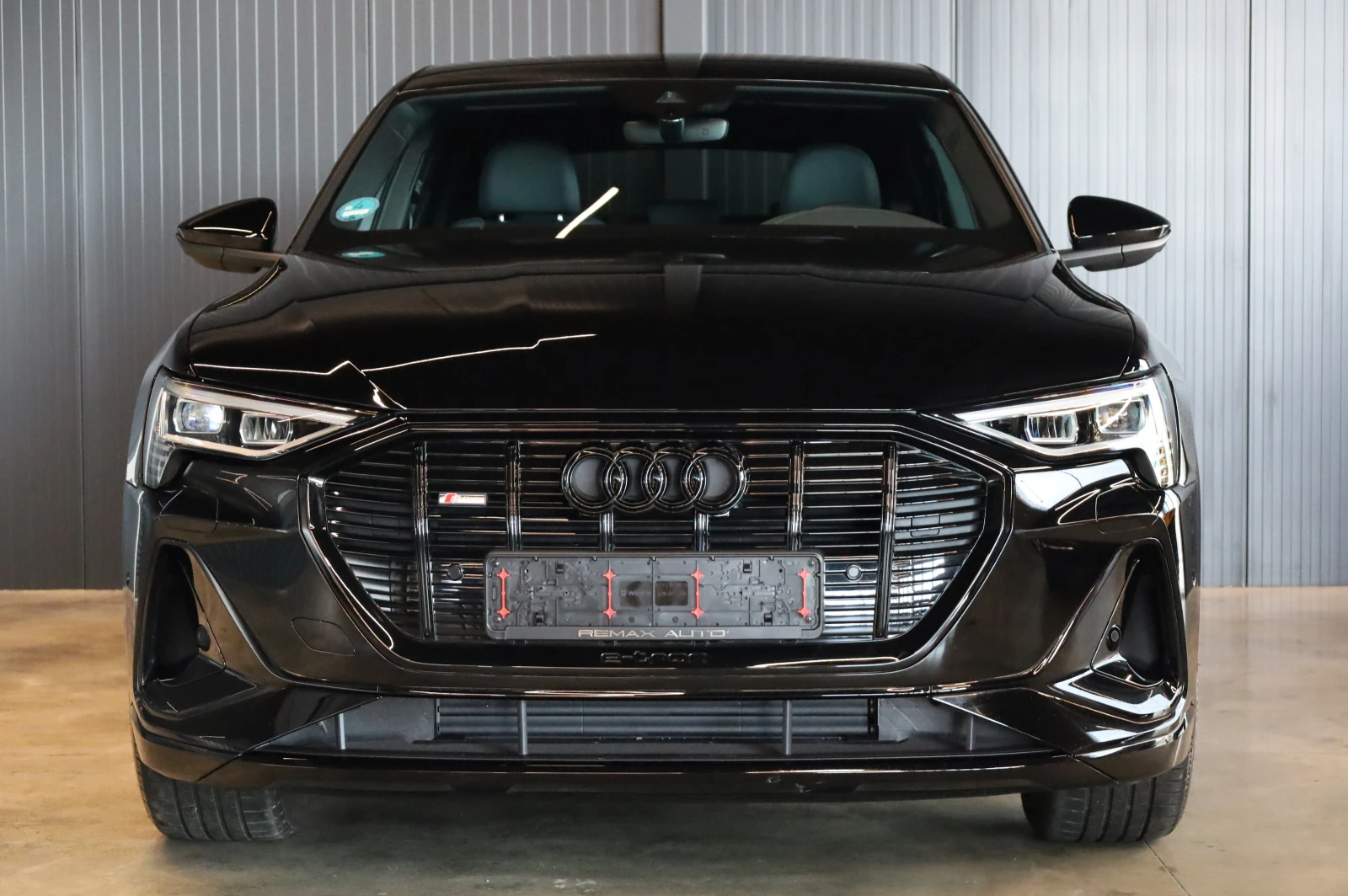 Audi E-Tron 50* S-LINE* SPORTBACK* B&O* , снимка 2 - Автомобили и джипове - 54627994