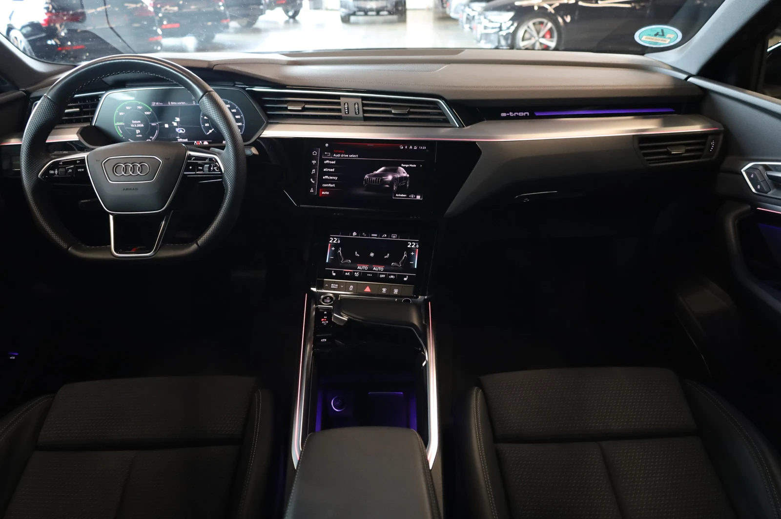 Audi E-Tron 50* S-LINE* SPORTBACK* B&O* , снимка 13 - Автомобили и джипове - 54627994