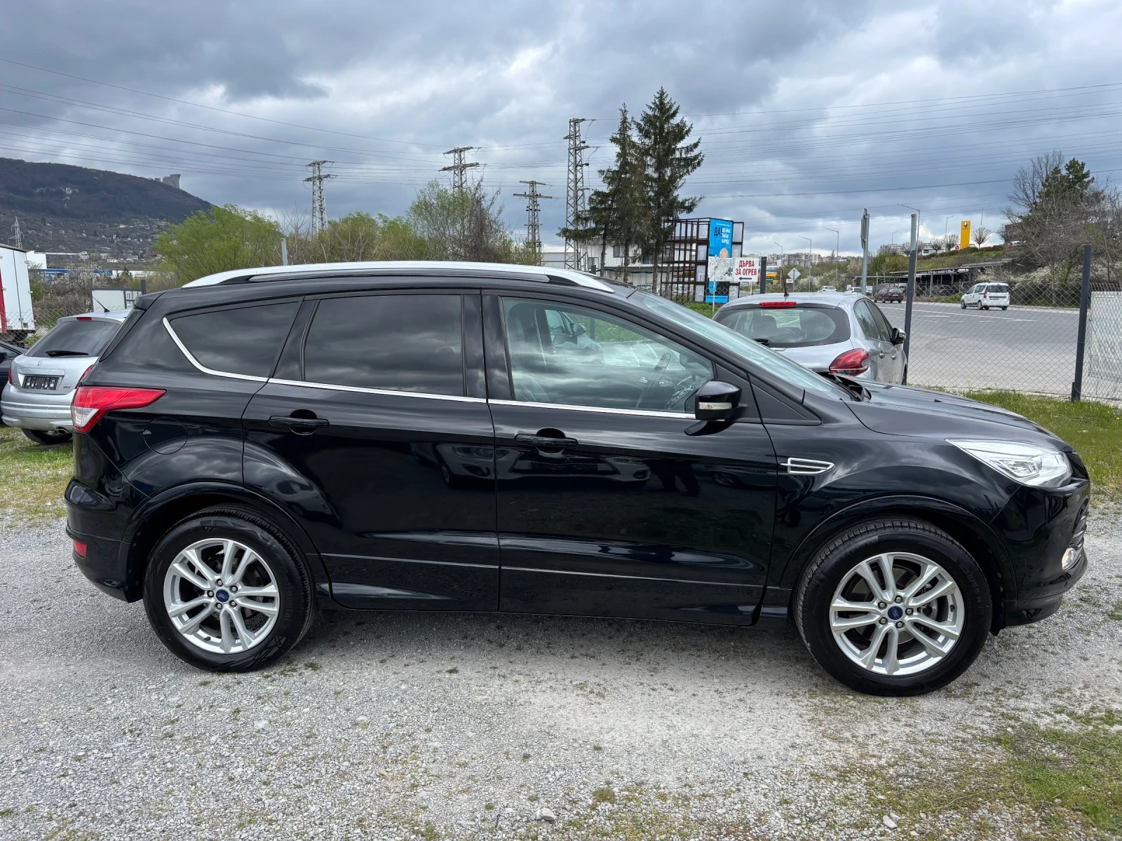 Ford Kuga, снимка 4 - Автомобили и джипове - 55221579