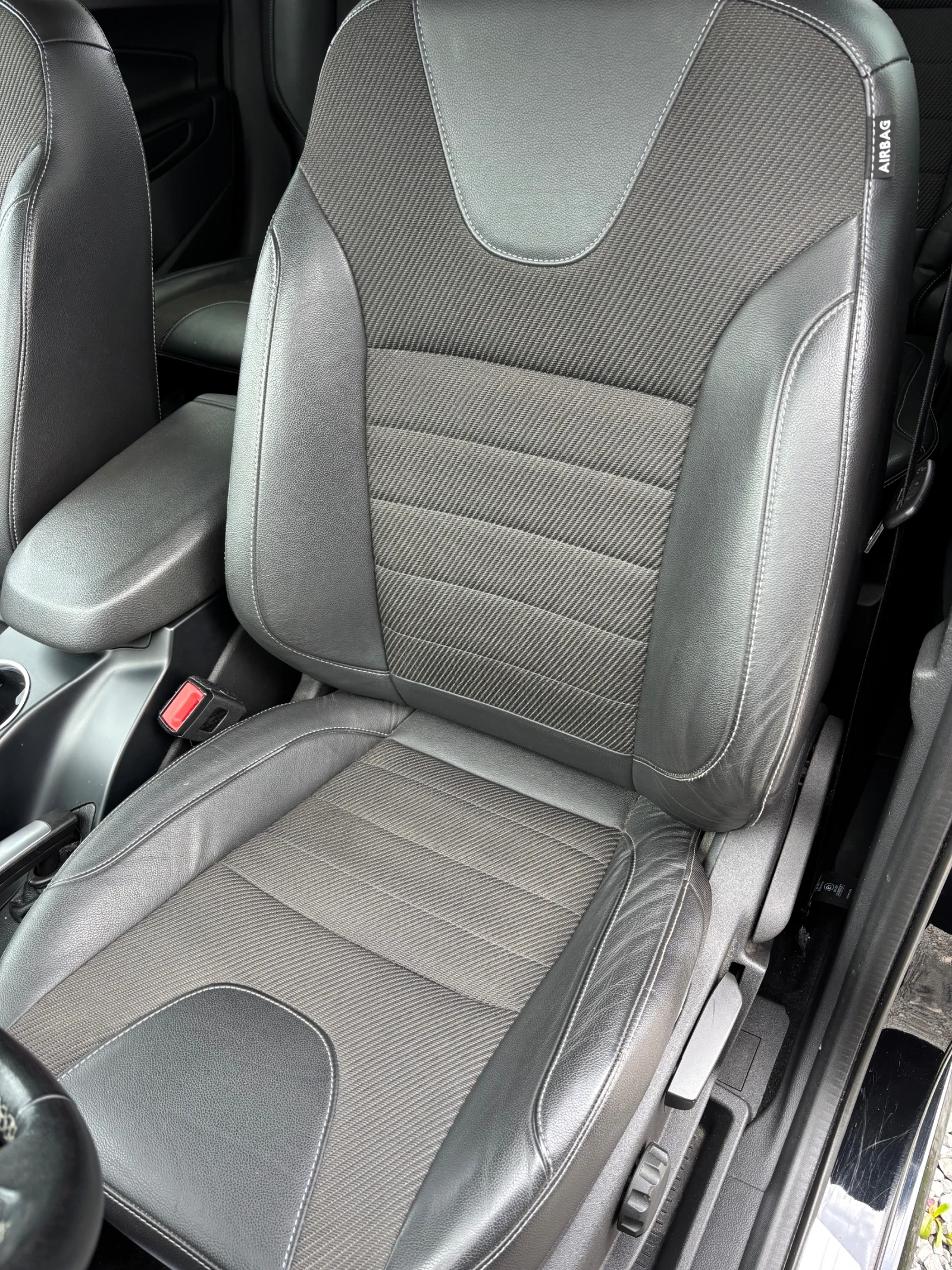 Ford Kuga, снимка 11 - Автомобили и джипове - 55221579