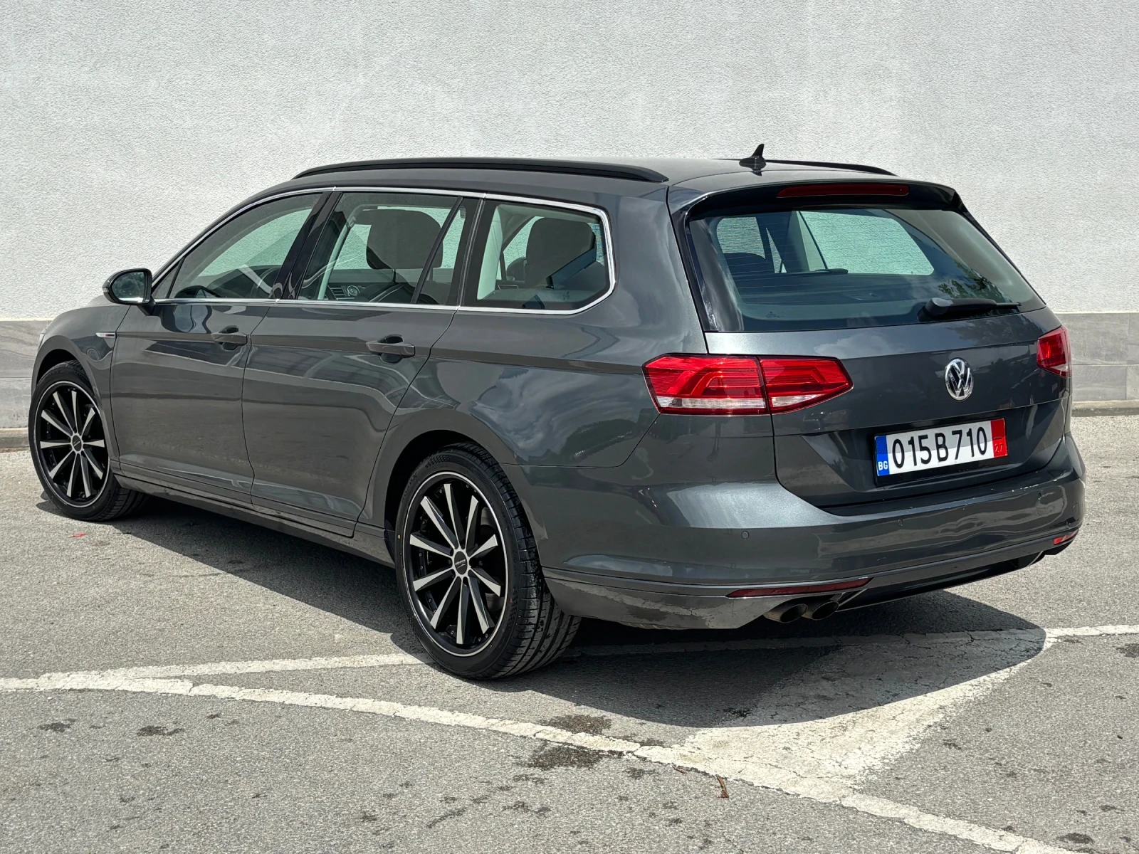 VW Passat, снимка 3 - Автомобили и джипове - 55221579
