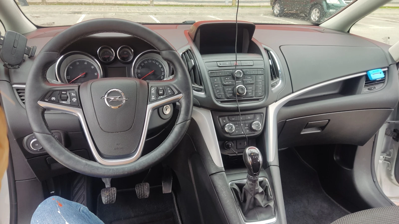 Opel Zafira Tourer , снимка 10 - Автомобили и джипове - 55317604