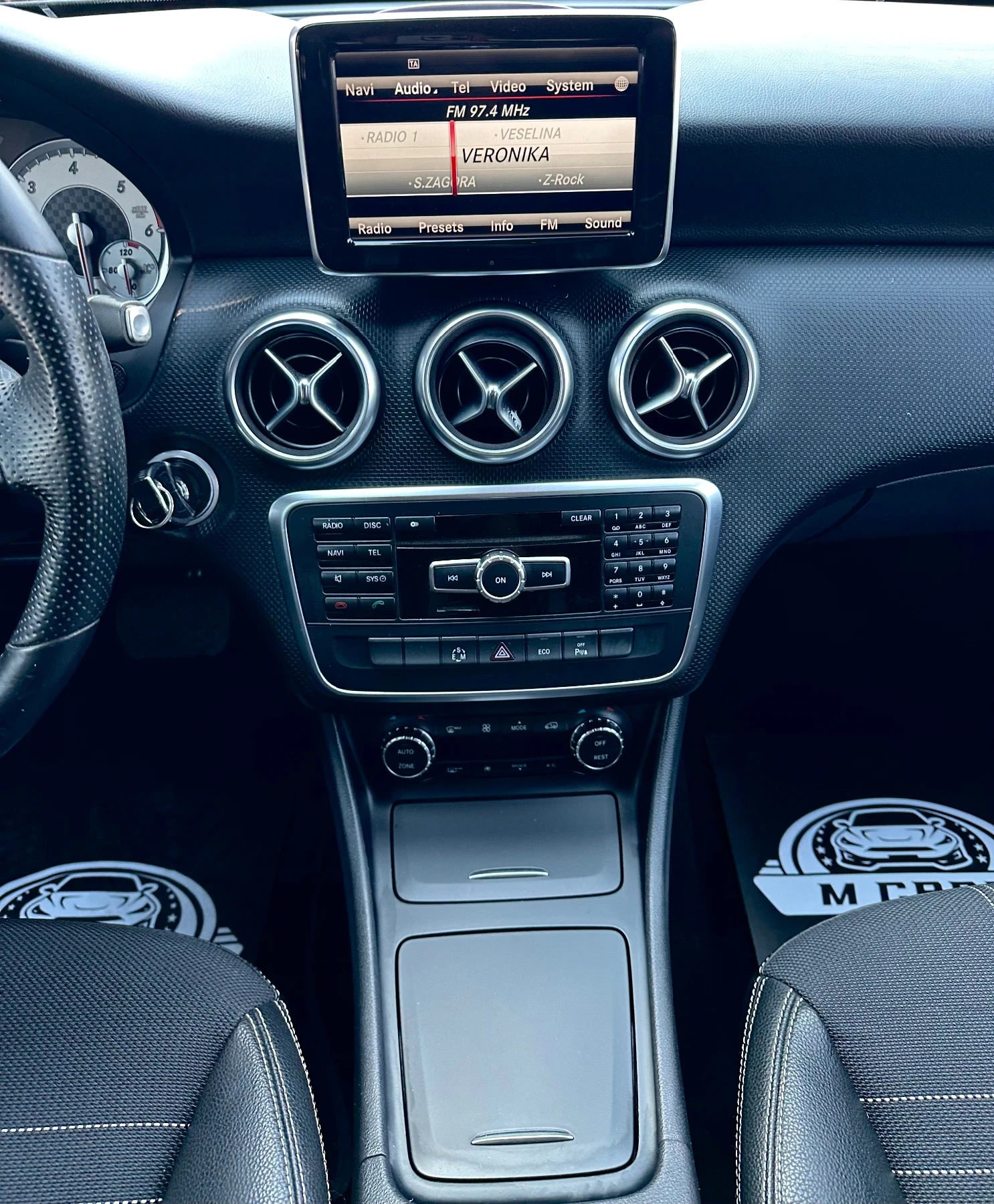 Mercedes-Benz A 200 KAMERA / LED / AUTOMATIC , снимка 10 - Автомобили и джипове - 55838102