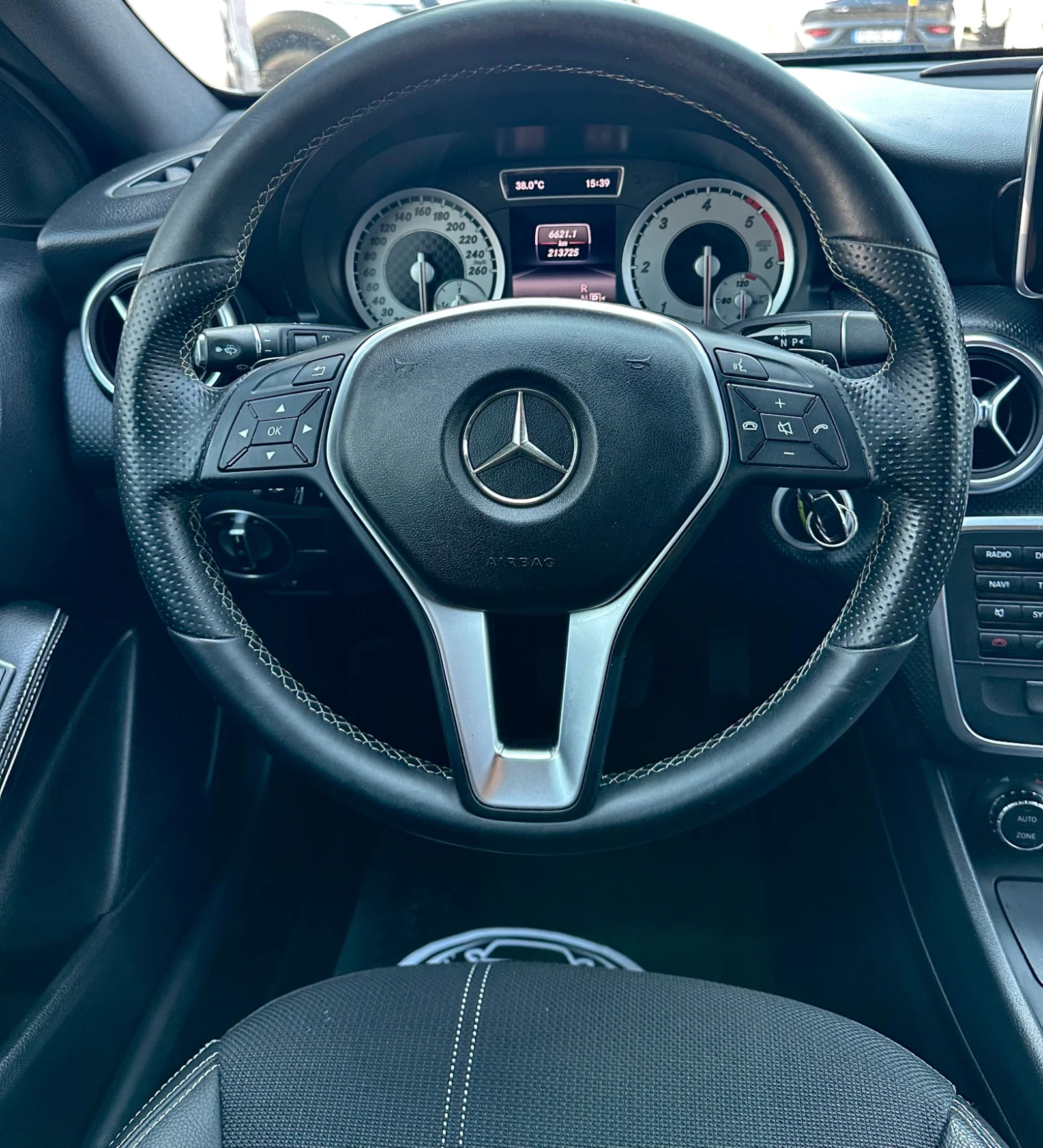 Mercedes-Benz A 200 KAMERA / LED / AUTOMATIC , снимка 11 - Автомобили и джипове - 55838102