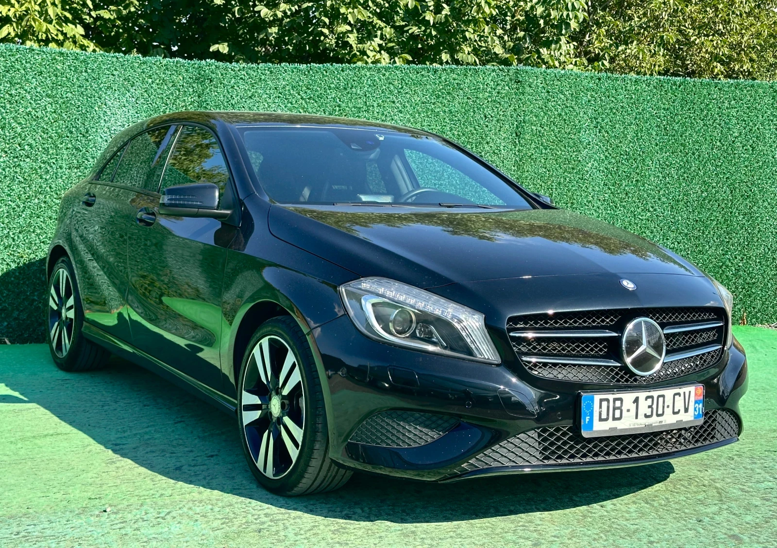 Mercedes-Benz A 200 KAMERA / LED / AUTOMATIC , снимка 2 - Автомобили и джипове - 55838102