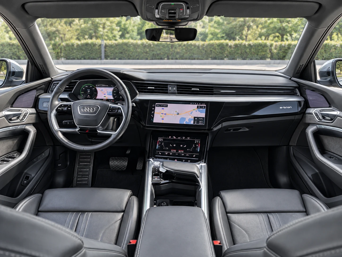 Audi E-Tron 55/95 kW/77000 km/Head up, снимка 10 - Автомобили и джипове - 55960388