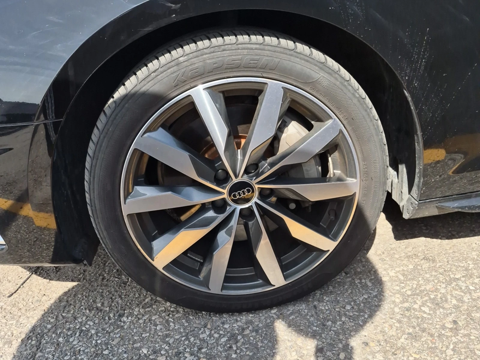 Audi A4 * KOMFORT * CARFAX * DISTRONIC* KEYLESS, снимка 5 - Автомобили и джипове - 55995123
