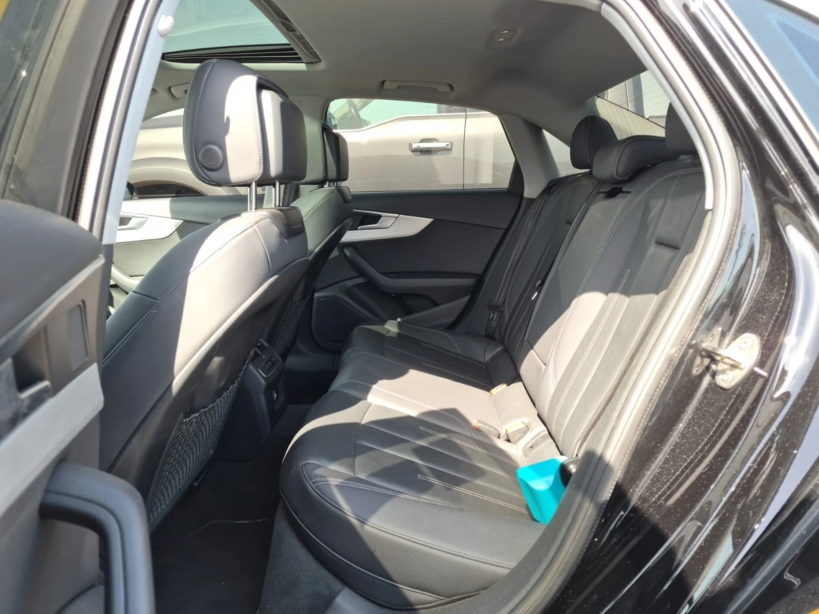 Audi A4 * KOMFORT * CARFAX * DISTRONIC* KEYLESS, снимка 11 - Автомобили и джипове - 55995123