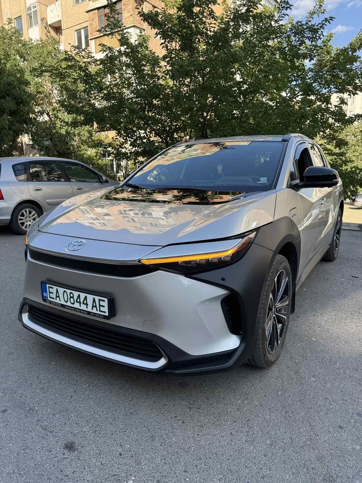 Toyota bZ4X, снимка 9 - Автомобили и джипове - 56074275