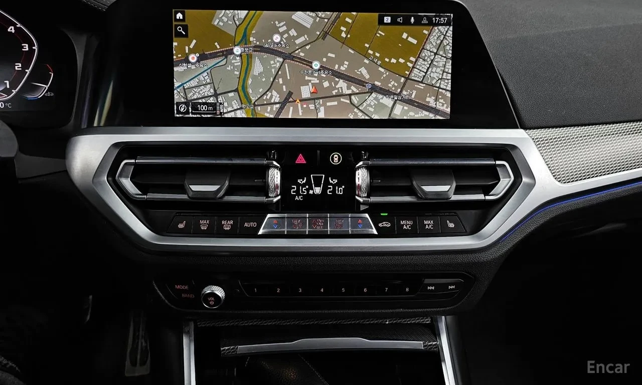 BMW 340 | HUD | 360 | ШИБИДАХ | ДИСТРОНИК, снимка 14 - Автомобили и джипове - 56122851