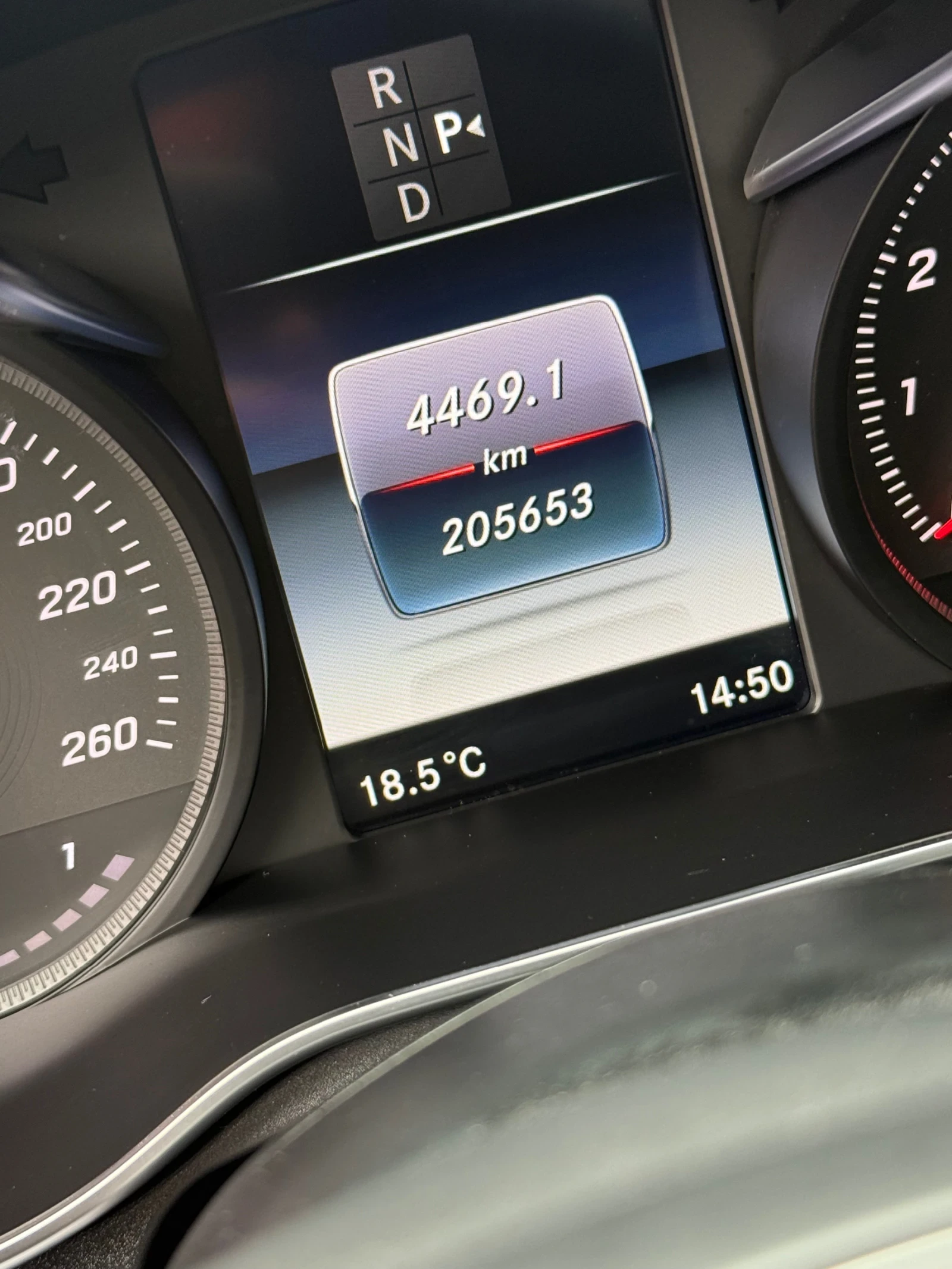 Mercedes-Benz C 400 C400/4x4/FULL/CH/, снимка 15 - Автомобили и джипове - 56226822