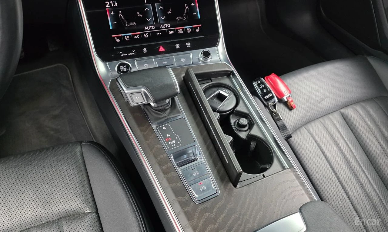 Audi A6 45TFSI* ХЕДЪП* 360 КАМЕРИ* ОБДУХВАНЕ* КРАЙНА ЦЕНА, снимка 13 - Автомобили и джипове - 56294852