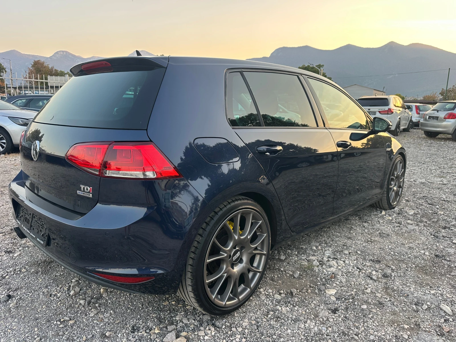 VW Golf 1.6tdi 105kc COP NAVI | Mobile.bg � ����������� 6
