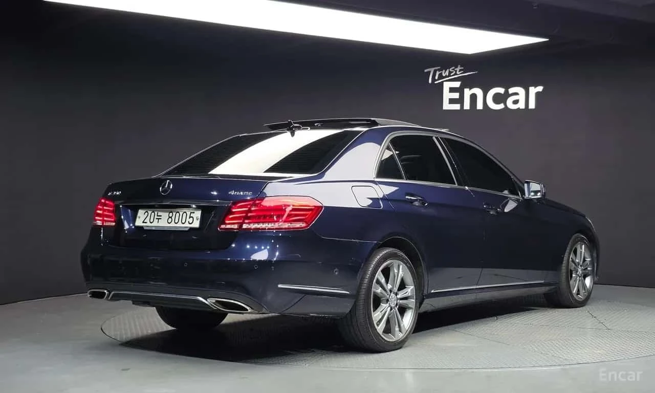 Mercedes-Benz E 300 * E300 4MATIC Avantgarde * ���� �� �� | Mobile.bg � ����������� 2