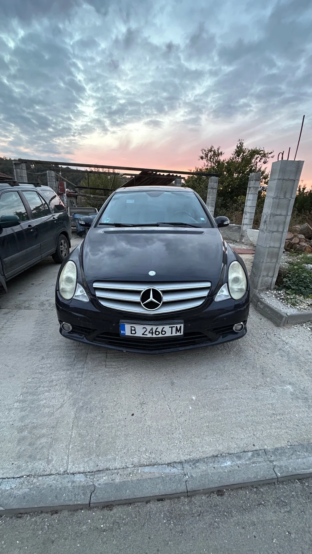 Mercedes-Benz R 320
