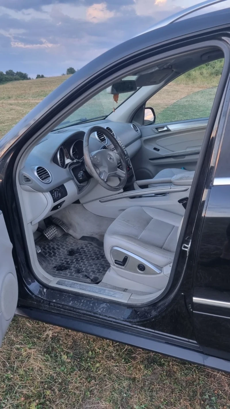 Mercedes-Benz ML 320 320D, снимка 4 - Автомобили и джипове - 52482128