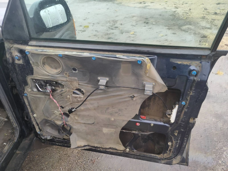 Land Rover Discovery 2, снимка 5 - Автомобили и джипове - 52477969