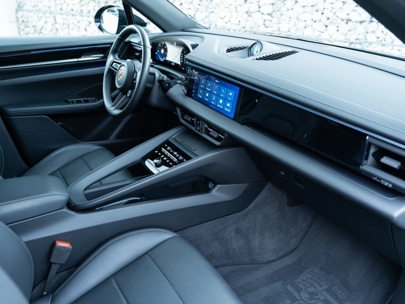 Porsche Macan 4, снимка 9 - Автомобили и джипове - 52495513