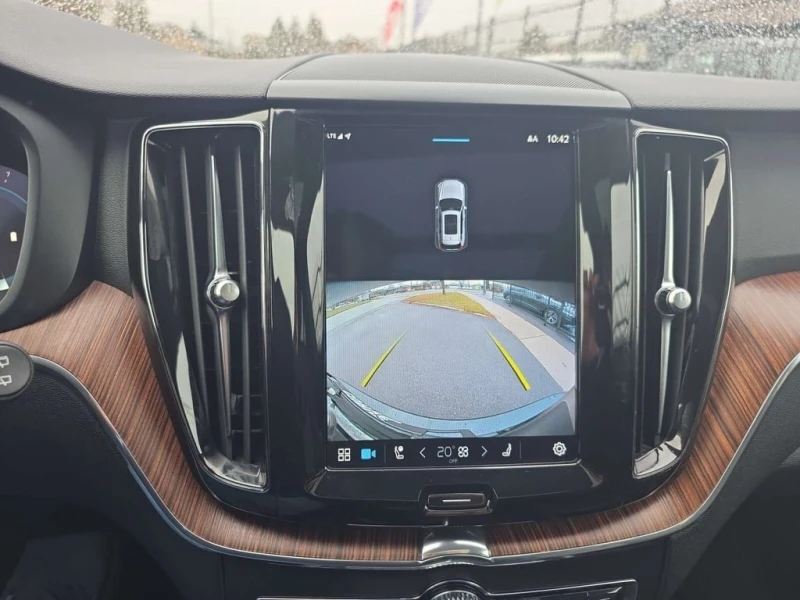 Volvo XC60 * Momentum (excl S60) * CARFAX * ЦЕНА ДО БГ, снимка 9 - Автомобили и джипове - 53384676