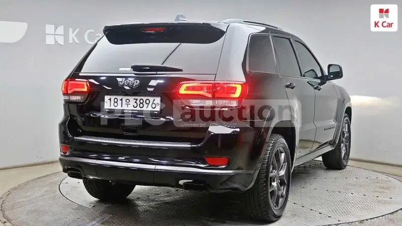 Jeep Grand cherokee LIMITED | ПОДГРЕВ | 4X4 | PANO | ПАМЕТ | ТЕХНОТЕСТ, снимка 3 - Автомобили и джипове - 54245590