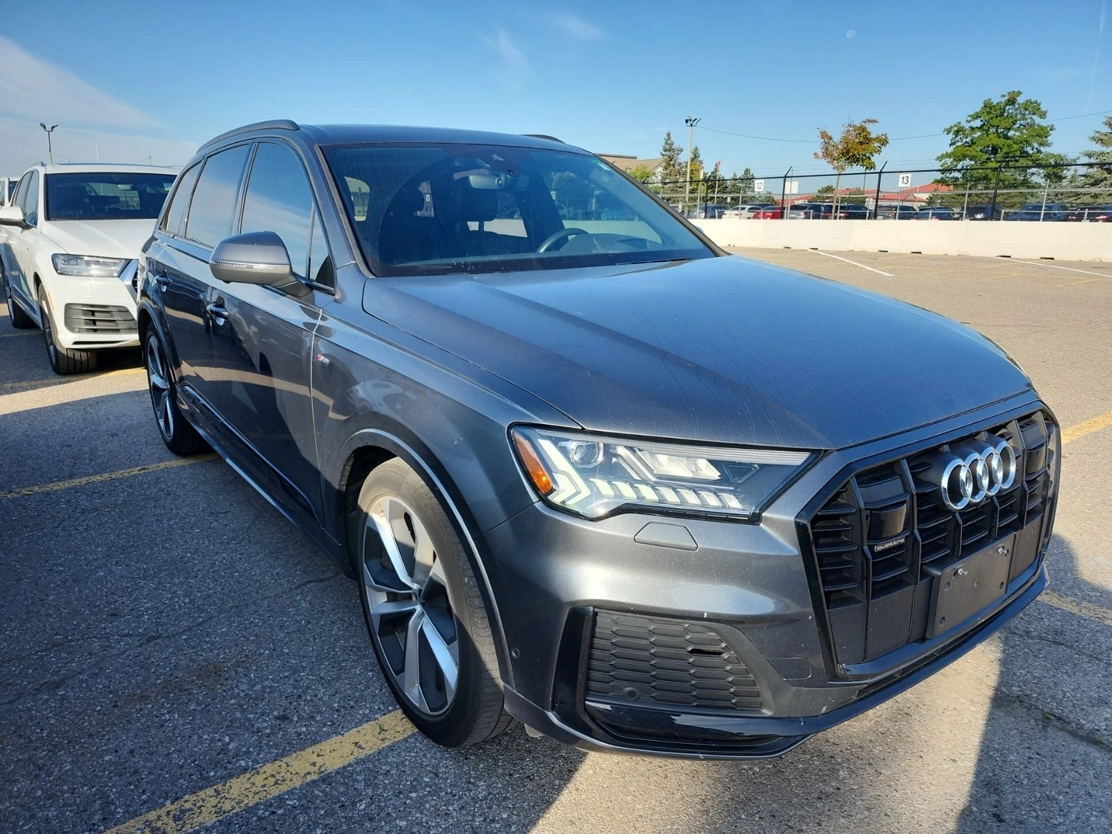 Audi Q7 TECHNIK* CARFAX* АВТОФИНАНСИРАНЕ* Цена до България - изображение 2