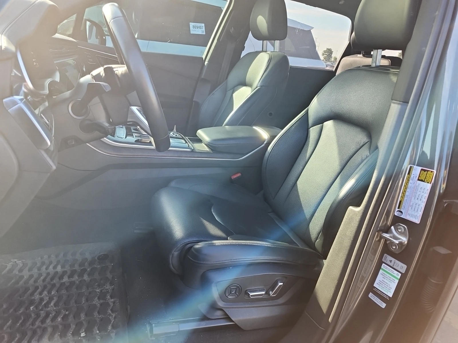 Audi Q7 TECHNIK* CARFAX* АВТОФИНАНСИРАНЕ* Цена до България - изображение 10