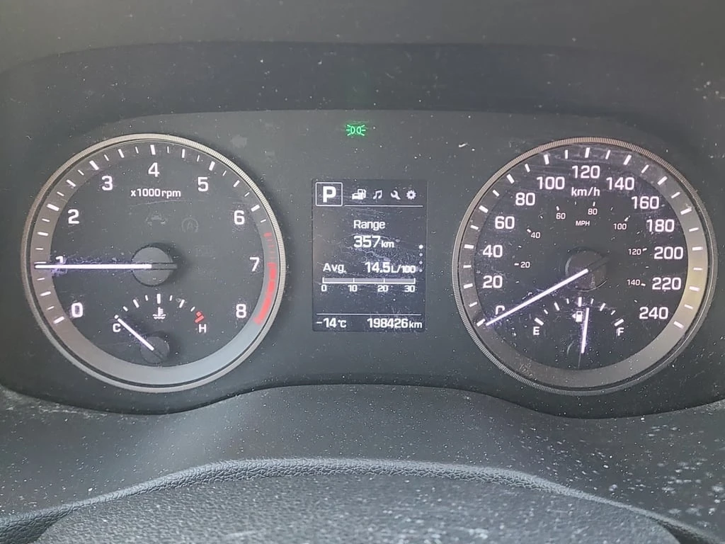 Hyundai Tucson * PREMIUM * CARFAX * ЦЕНА ДО БГ - изображение 7