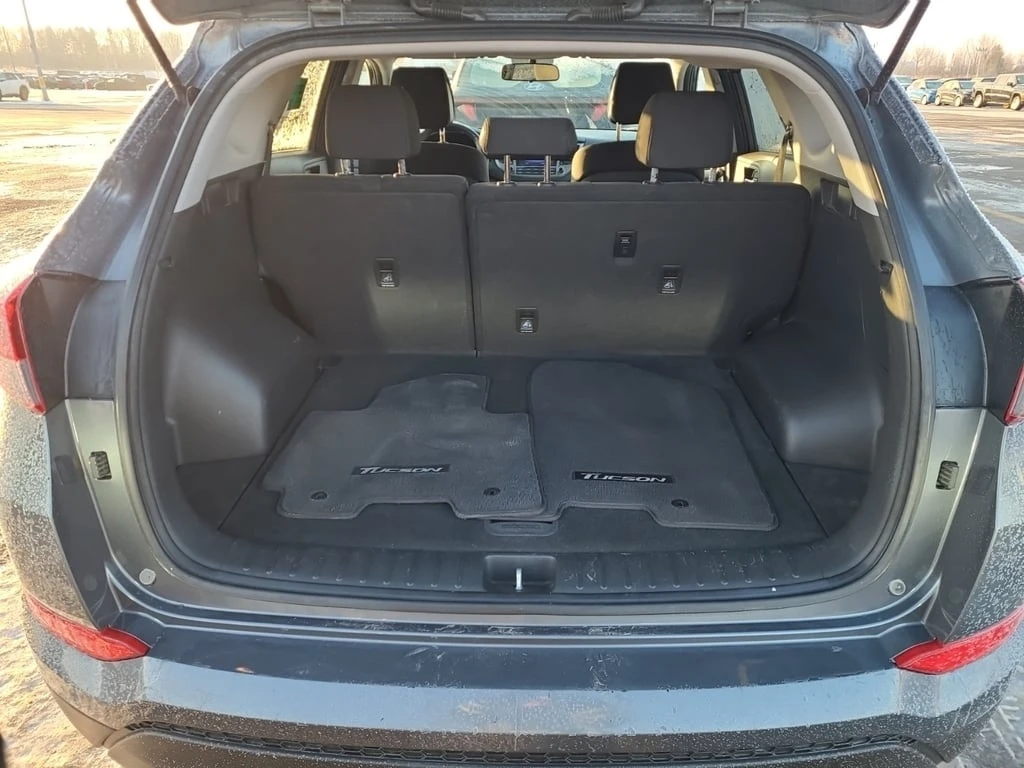 Hyundai Tucson * PREMIUM * CARFAX * ���� �� �� | Mobile.bg � ����������� 16