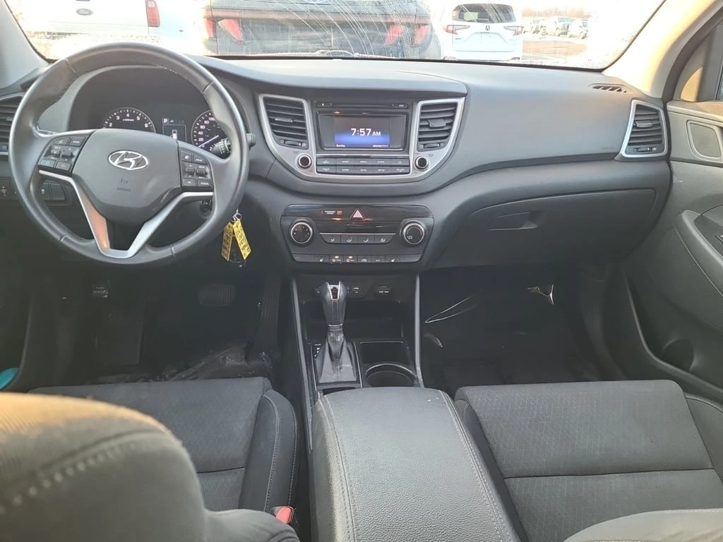 Hyundai Tucson * PREMIUM * CARFAX * ЦЕНА ДО БГ - изображение 6