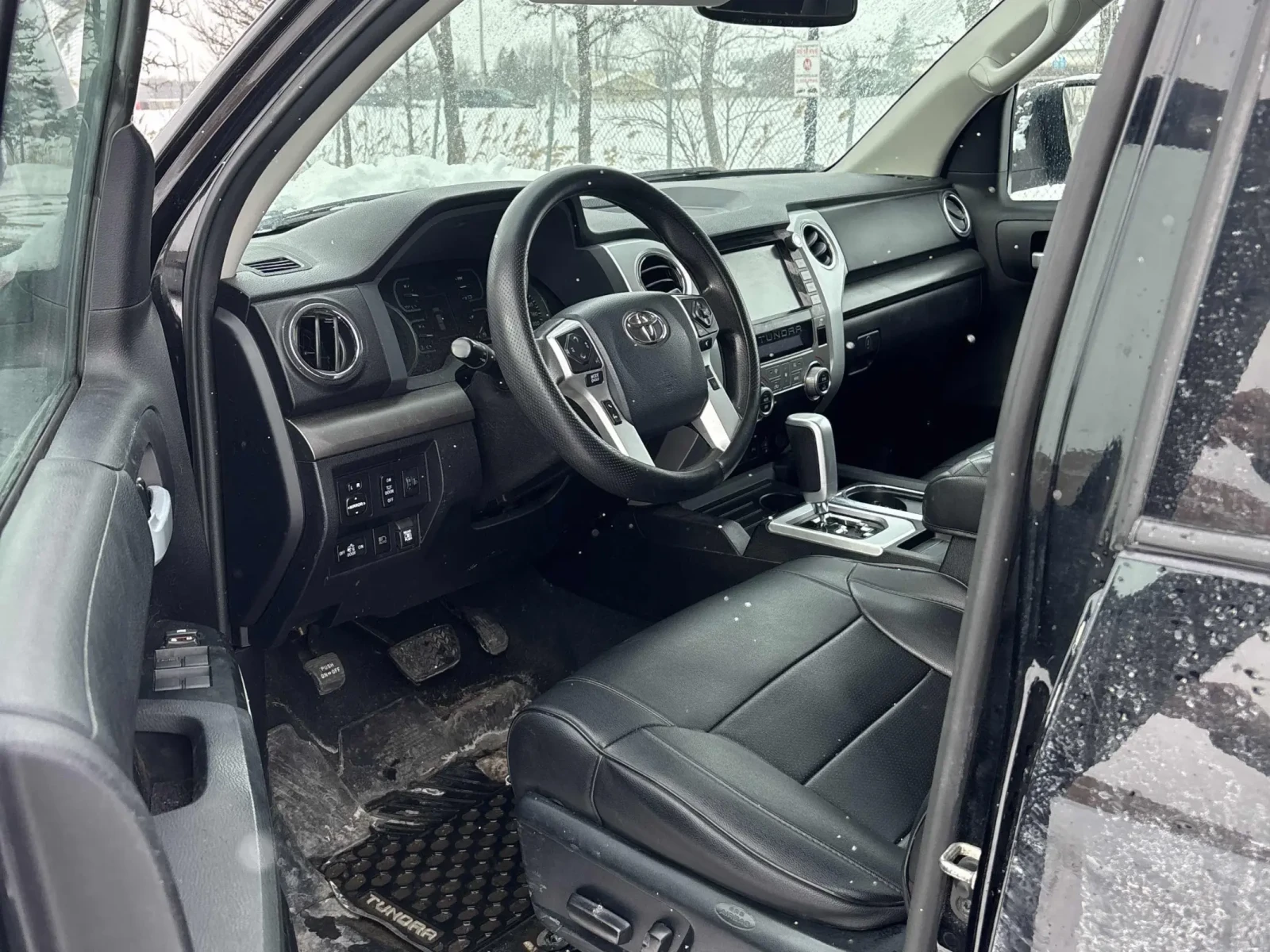 Toyota Tundra 4x4 Double Cab* ДВА КЛЮЧА* ПОДГРЕВИ - изображение 6