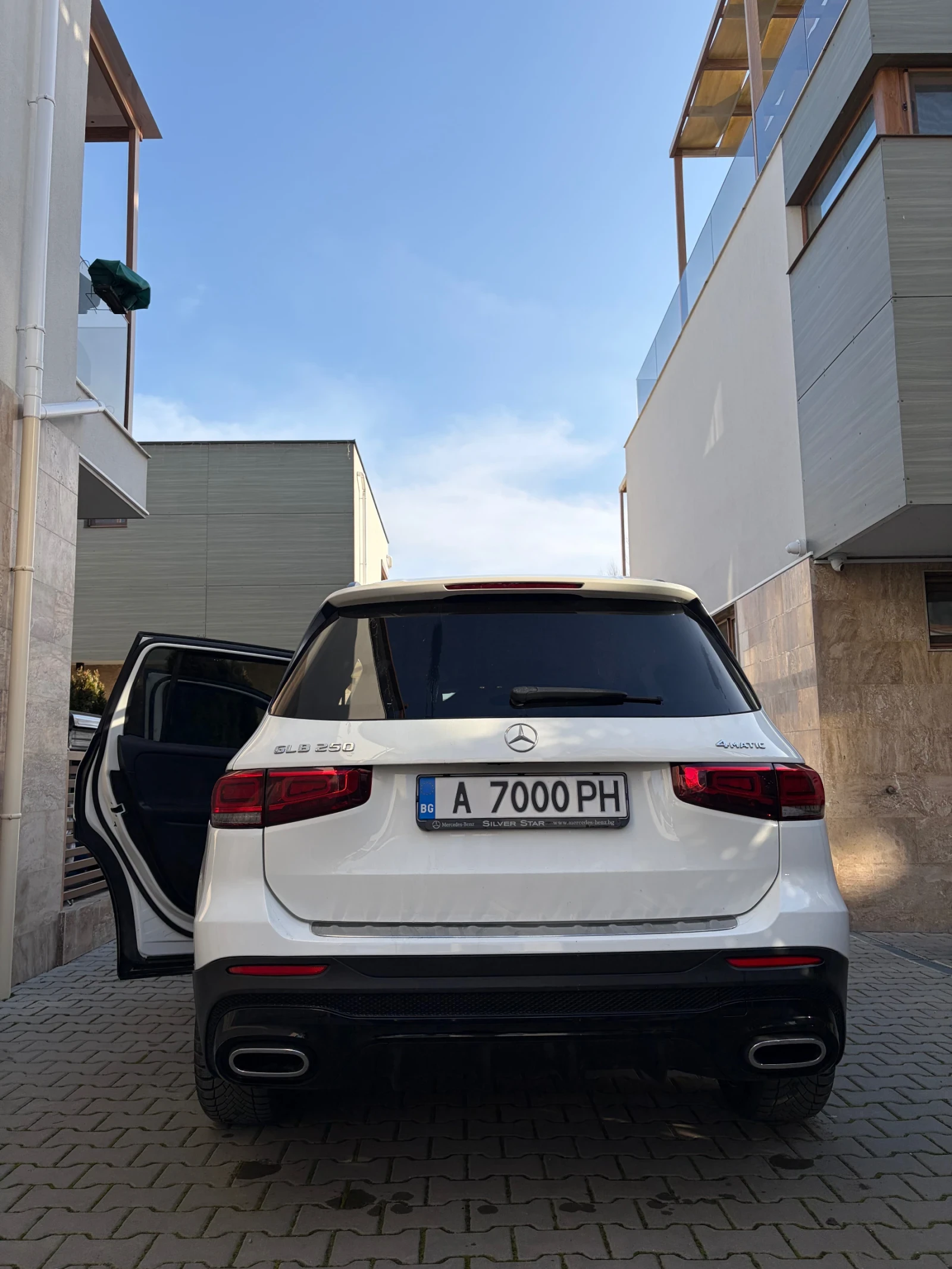 Mercedes-Benz GLB 4matic 6 + 1 - изображение 9