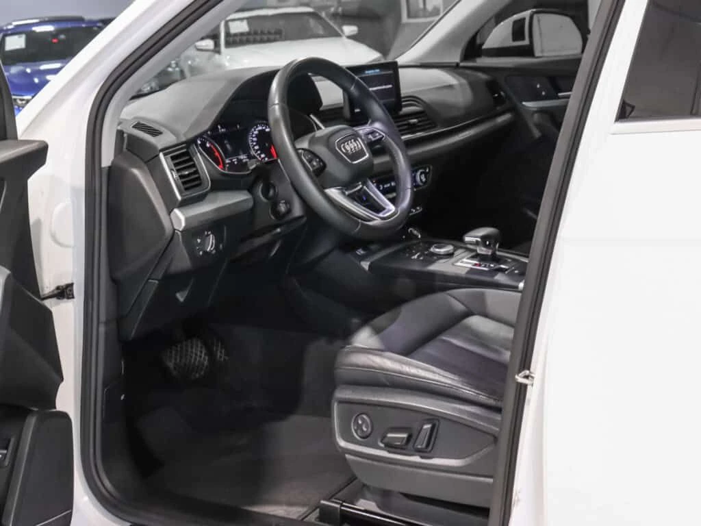 Audi Q5 * 45TFSI Quattro / Komfort Pkg / Heated Seats / Bl, снимка 10 - Автомобили и джипове - 54082315