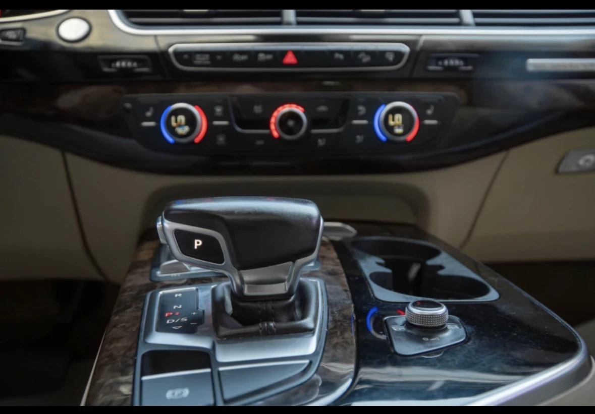 Audi Q7, снимка 3 - Автомобили и джипове - 54328208