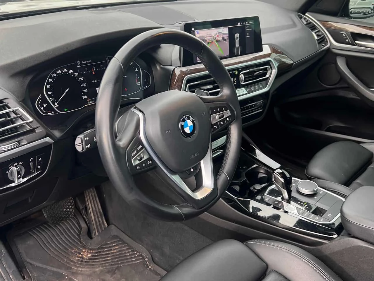 BMW X3 * xDrive30i * КАМЕРА* ПОДГРЕВ НА ВОЛАН И СЕДАЛКИ* , снимка 5 - Автомобили и джипове - 54396680