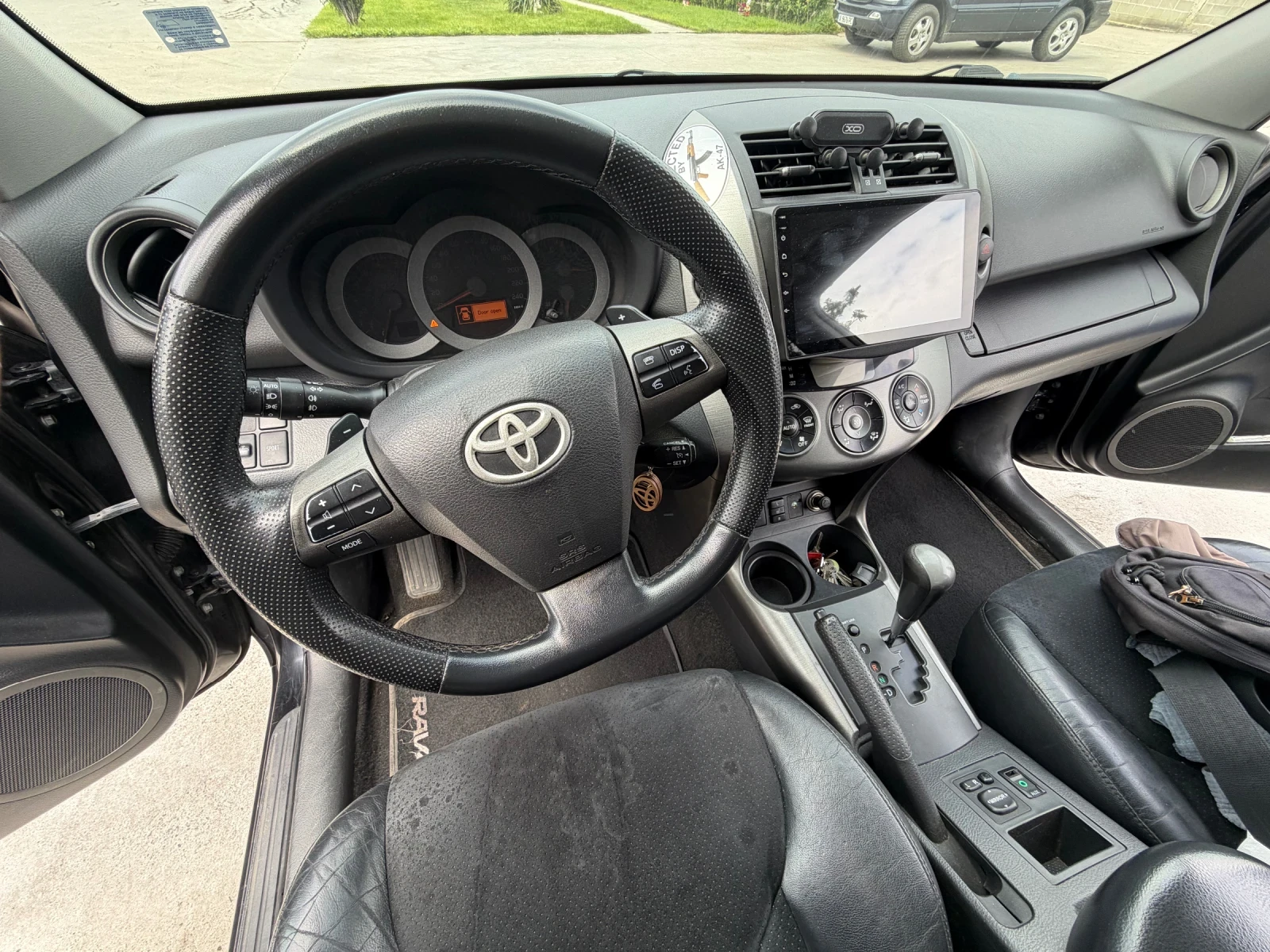 Toyota Rav4, снимка 4 - Автомобили и джипове - 54694179
