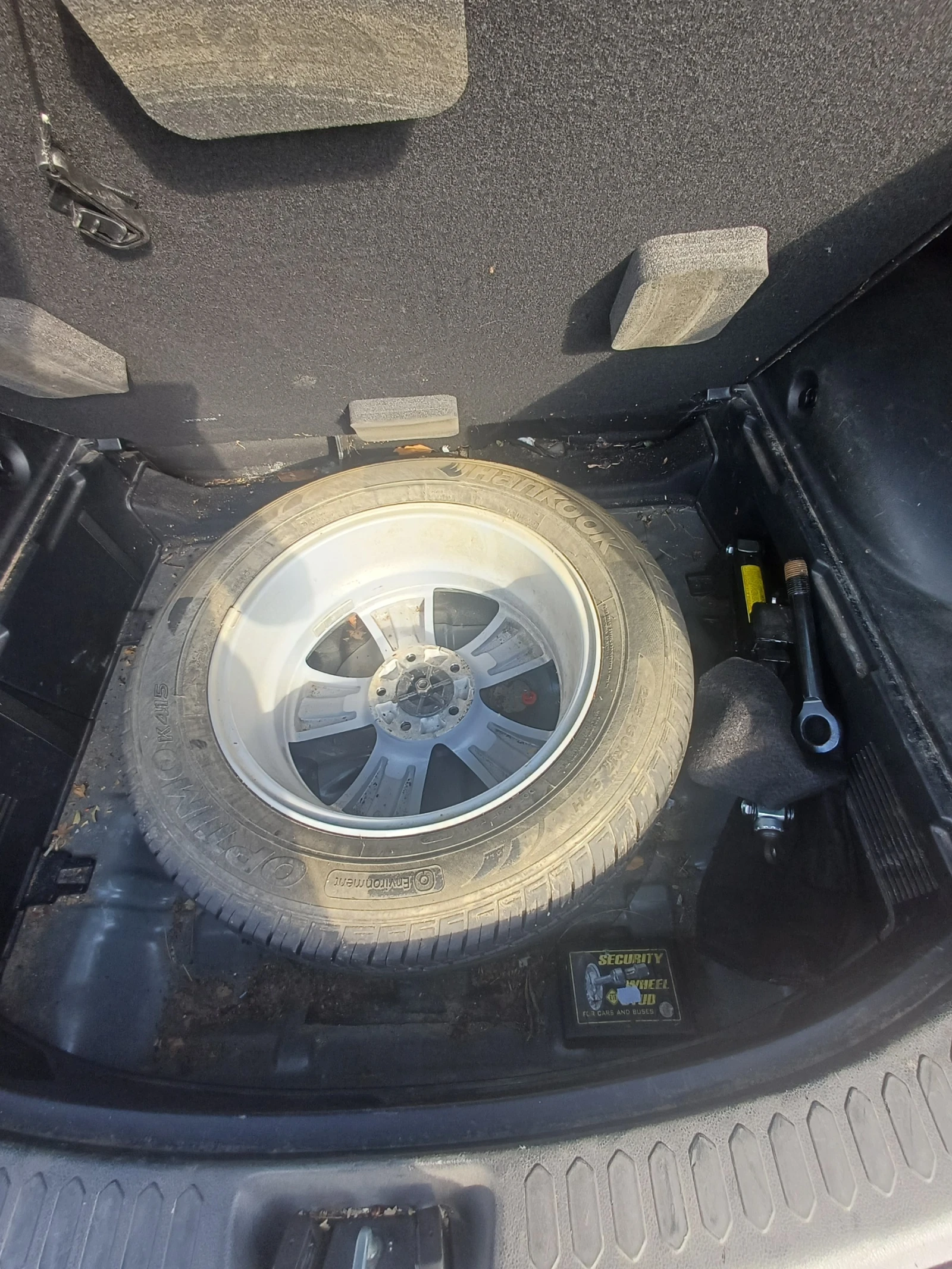Kia Sportage 2.0crdi-136кс-4х4 ръчна кутия, снимка 9 - Автомобили и джипове - 54767417
